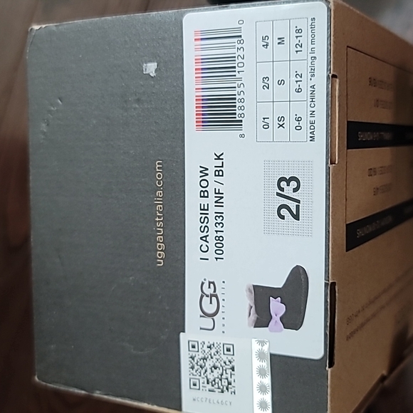 Toddler UGG booties - Picture 9 of 9